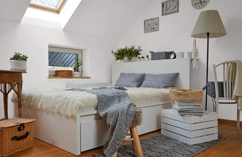 Jak pomalować skosy w sypialni – uniknij najczęstszych błędów