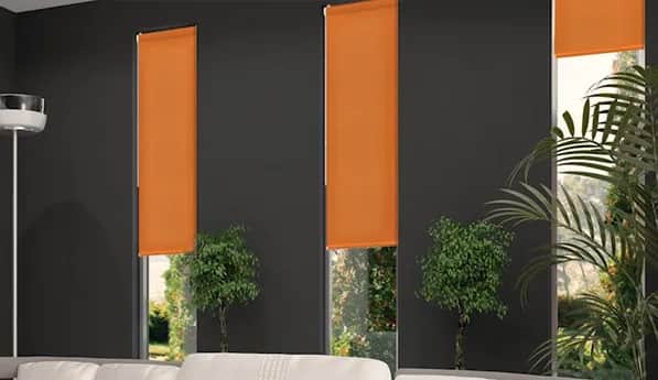 Jakie rolety do sypialni wybrać, aby zapewnić komfort i styl?